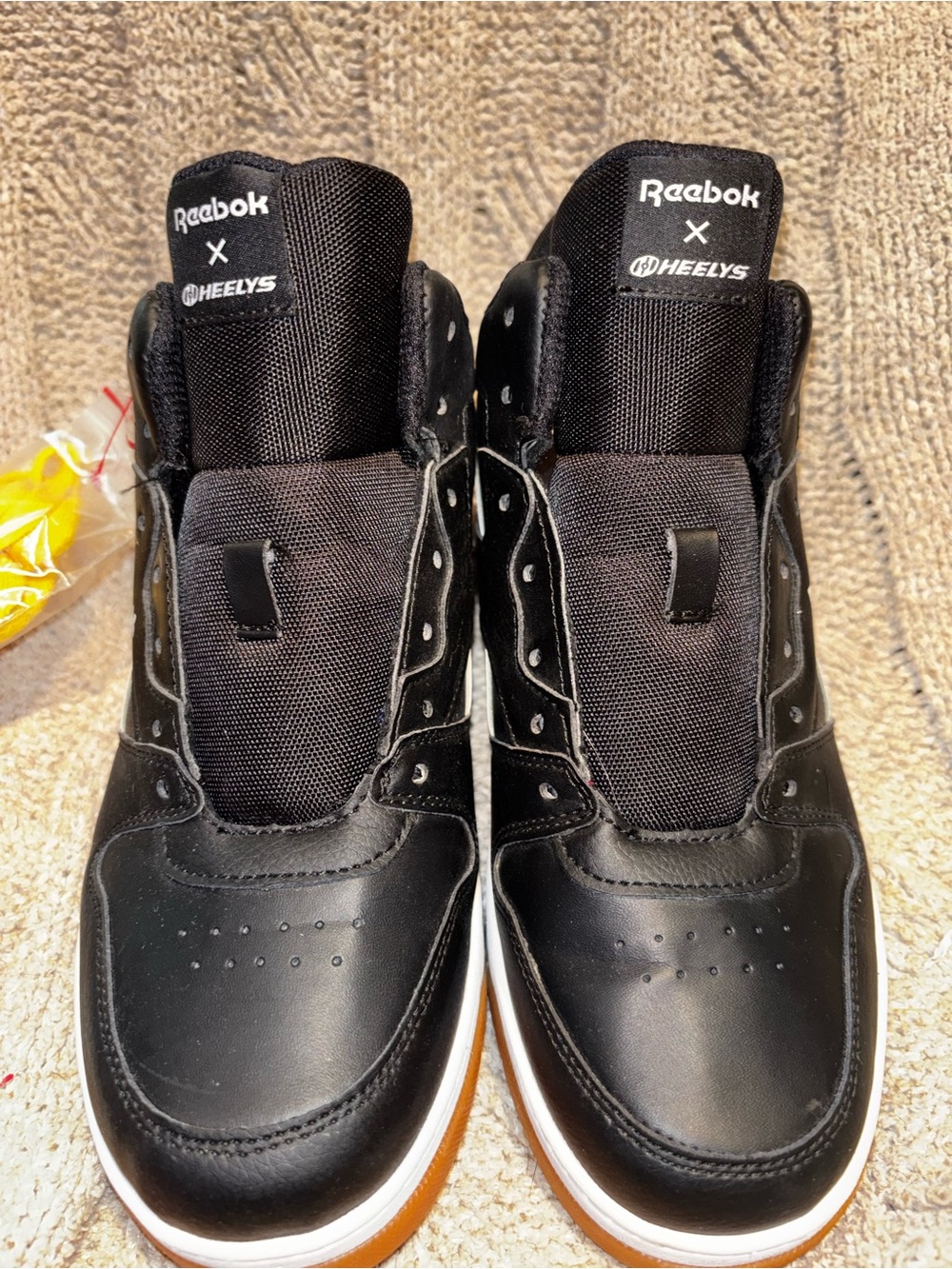 Reebok x Heely’s Black High Top Sneakers w/ Wheels Men’s Size 7 Yellow Laces - Picture 2 of 11